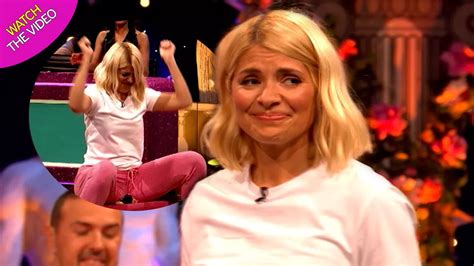 holly willoughby ass|Holly Willoughby squats massive a*** cheeks in disgusting。